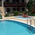 Aparthotel Paradise Garden Evleri Gümüşlük
