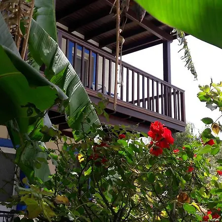 Aparthotel Paradise Garden Evleri Gumusluk