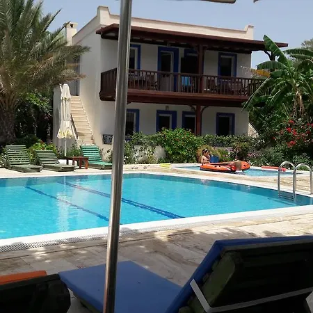 Lejlighedshotel Paradise Garden Evleri